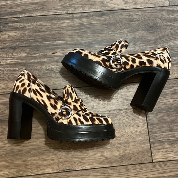 New Gianni Bini Leopard Faux Calf Hair Lug Sole Chunky Block Platform Heel Shoes - Picture 3 of 10